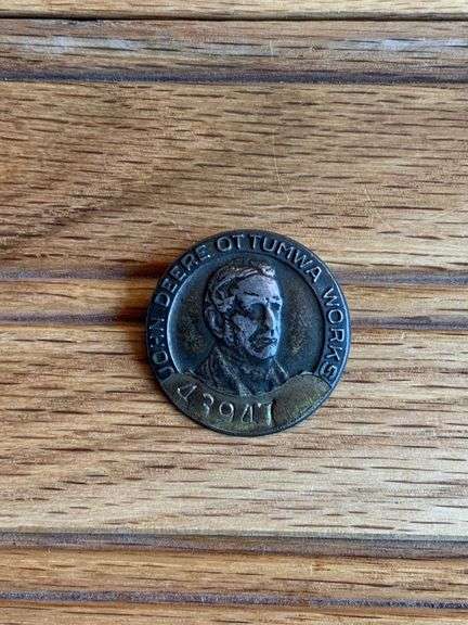 John Deere Ottumwa Works Employee Badge image