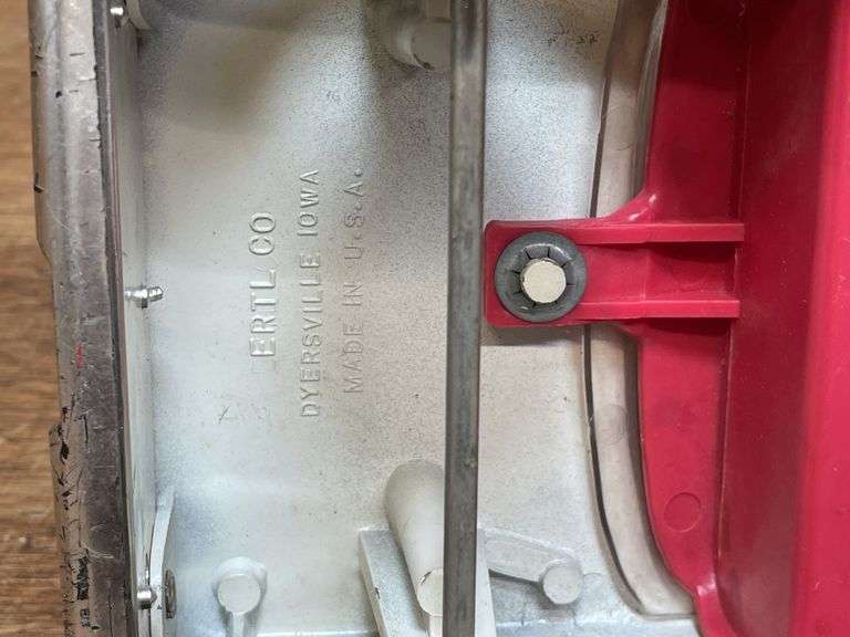 1/16 International 100 Pickup Ertl