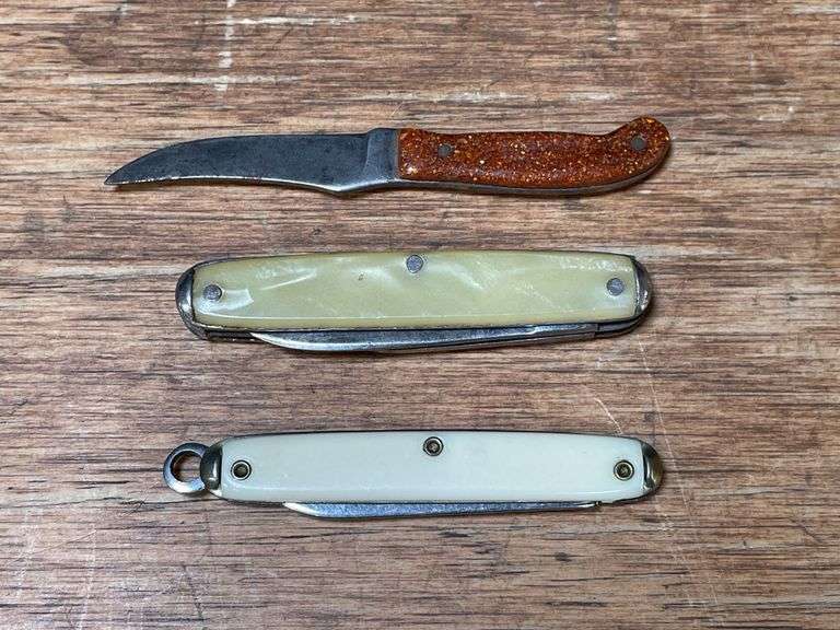 (3) Knives