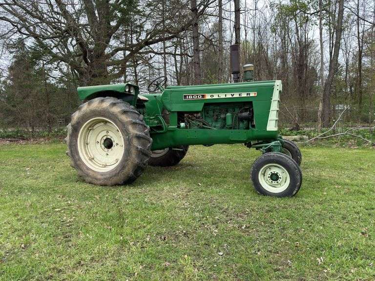 Oliver 1800 Gas image