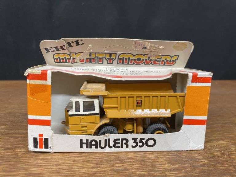 (2) IH Payhauler + Tonka Car Carrier