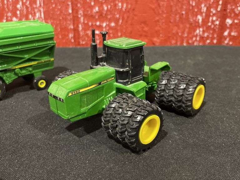 (6) 1/64 John Deere
