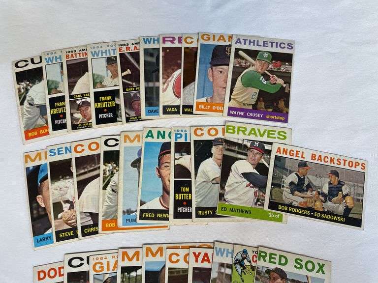 (30) 1964 Topps Baseball Cards (Ed Mathews)