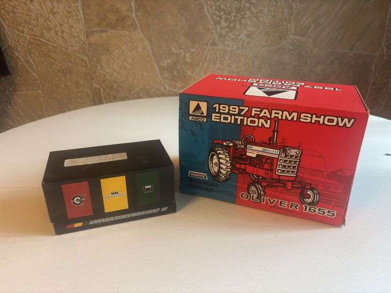(2) 1/16 Oliver Heritage 1655 + 1/64 AGCO Historical Set NIB Ertl image