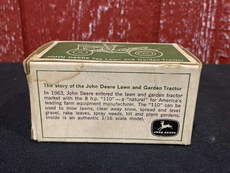 1/16 John Deere 110 L&G NIB Ertl