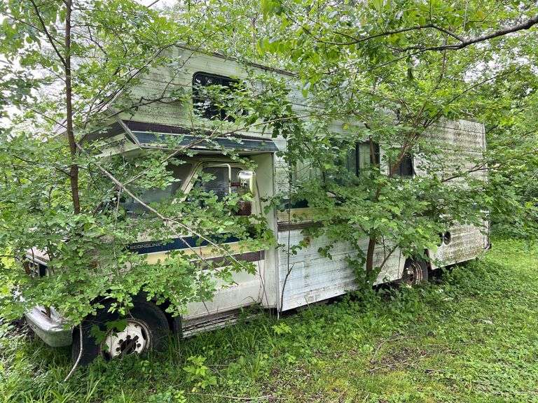 1982 Ford E350 SportCoach