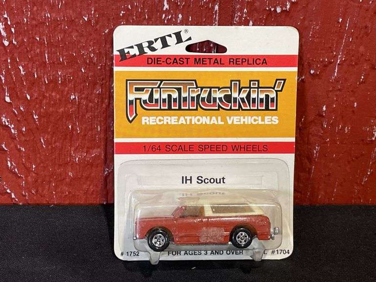 (3) 1/64 IH Scout NIB Ertl
