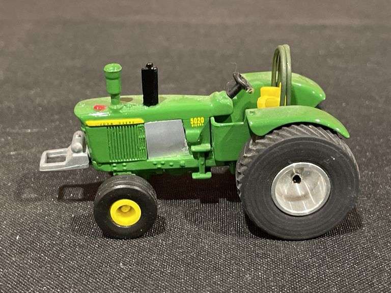 1/64 John Deere 5020 Puller Custom