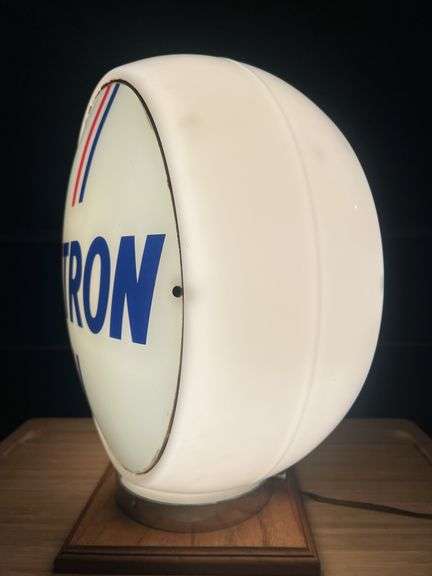 Extron wide body Milk Glass Gas Globe