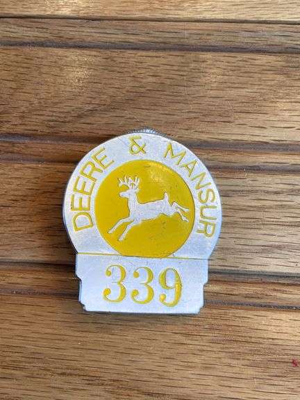 Deere & Mansur Employee Badge image