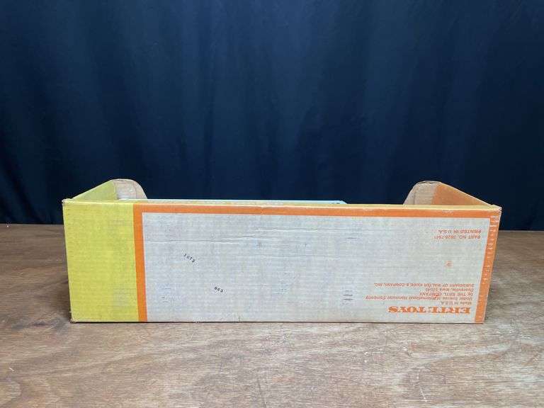 Hillshire Farm Sausage Semi NIB Ertl