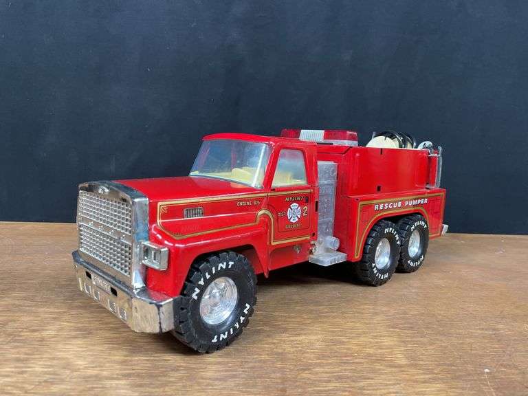 (2) Fire Trucks NyLint