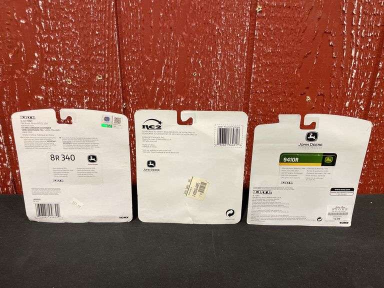 (3) 1/64 John Deere Tractors NIB Ertl