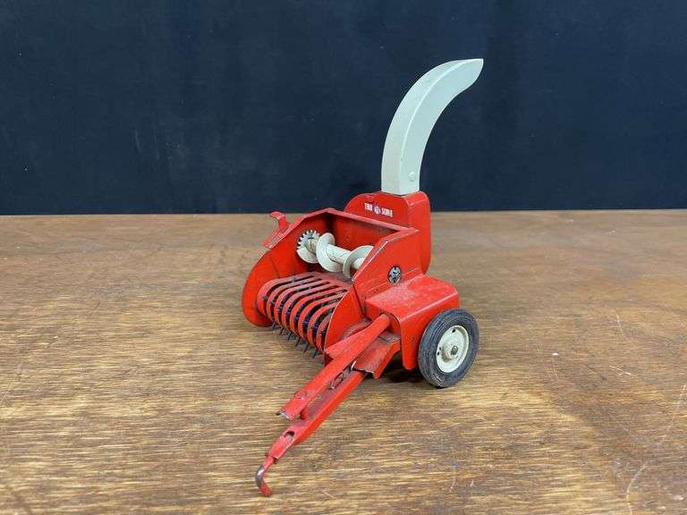 (3) 1/16 Tru Scale Rake, Mower, Forage Harvester Carter