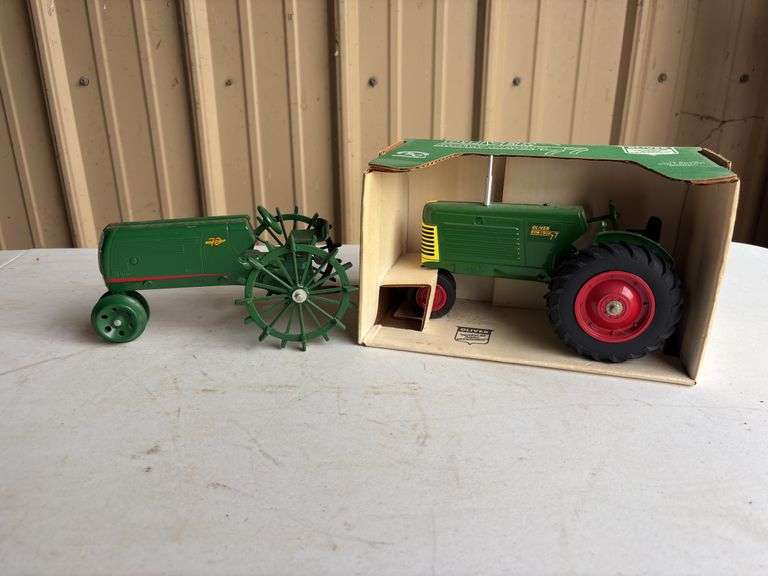 (2) 1/16 Oliver 70 and 77 image
