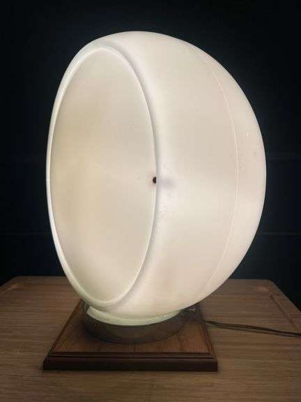 Wide Body Glass Gas Globe