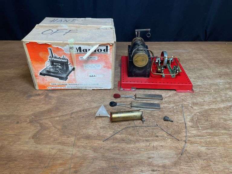 Steam Engine NIB Mamod