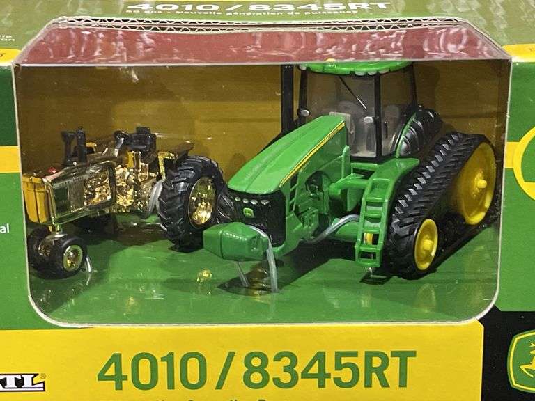 1/64 John Deere 4010 + 8345RT 50 Years Set NIB Ertl
