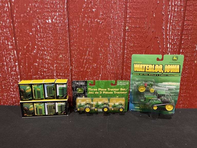 (3) 1/64 John Deere Tractor Sets NIB Ertl