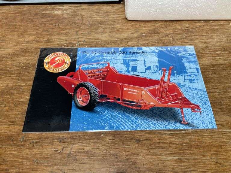 1/16 McCormick 200 Spreader Precision NIB Ertl