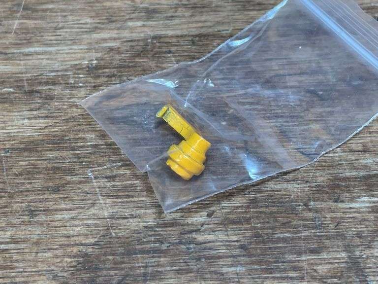 (2) 1/16 John Deere 1010 + 430 Crawlers Ertl