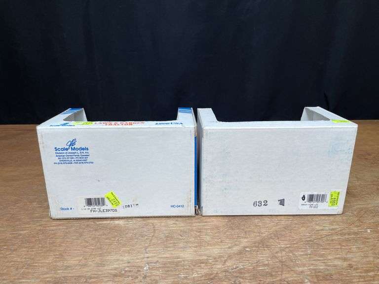 (2) 1/16 New Holland + Ranch King L&G NIB SM