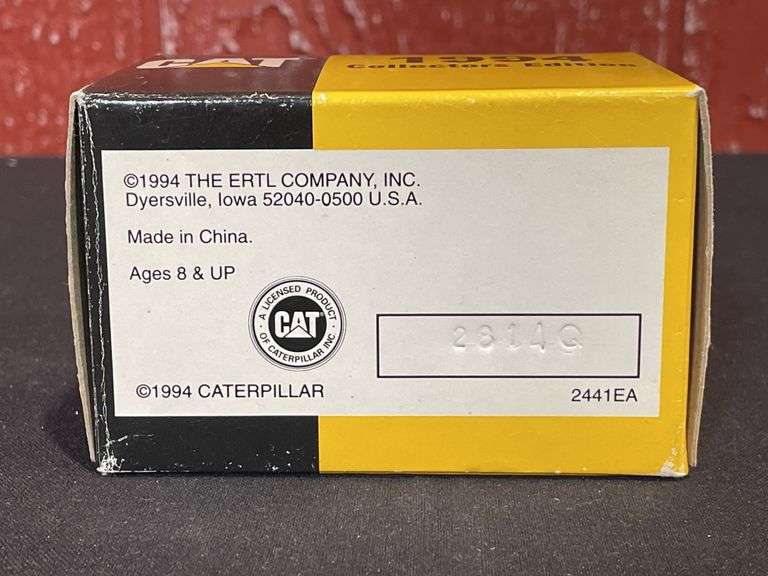 (2) 1/64 Caterpillar Challenger NIB Ertl