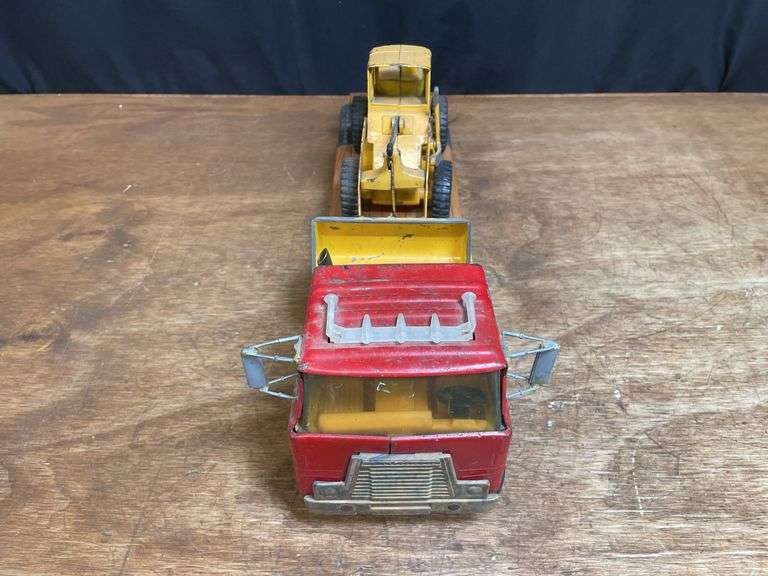 (2) Semi + IH Hough Payloader Ertl