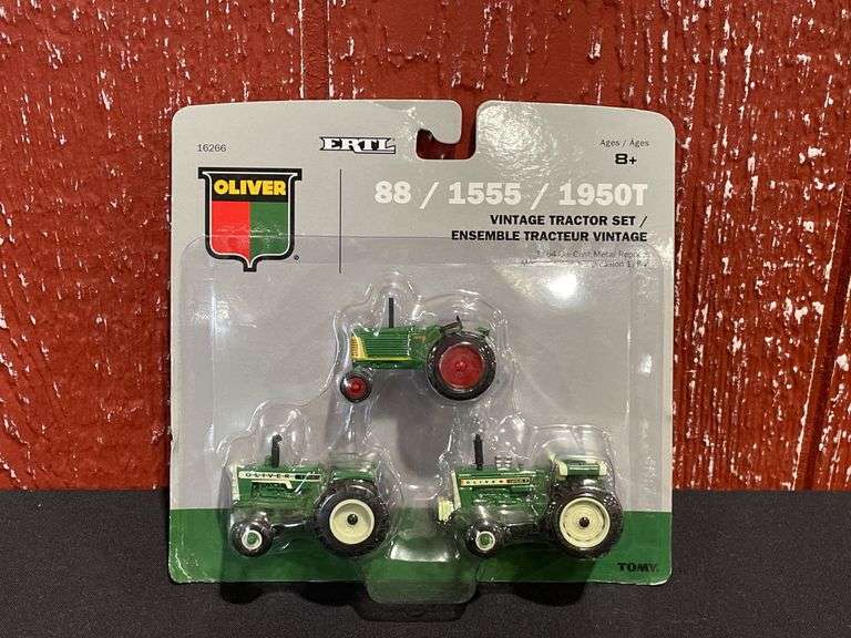 (2) 1/64 Oliver Sets NIB Ertl