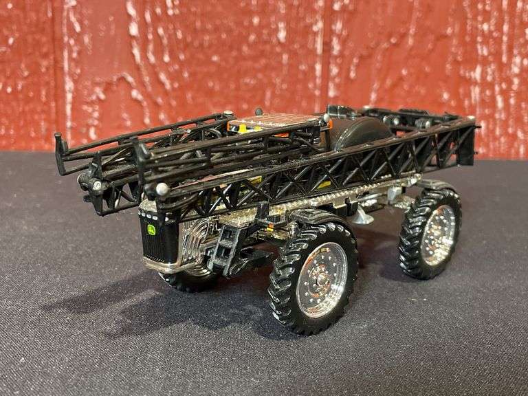 1/64 John Deere 4920 Sprayer Chrome Ertl image
