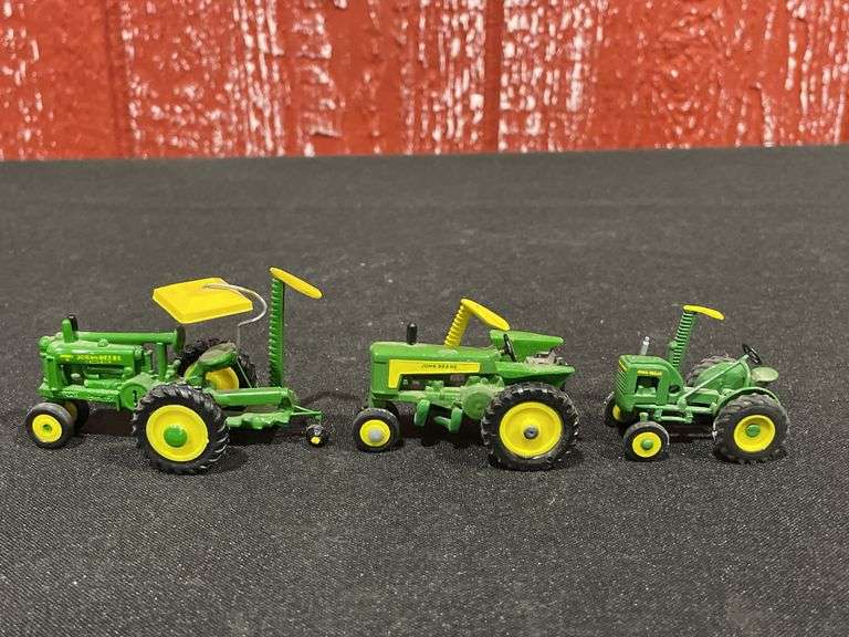 (3) 1/64 John Deere Tractor w/Mowers Customized