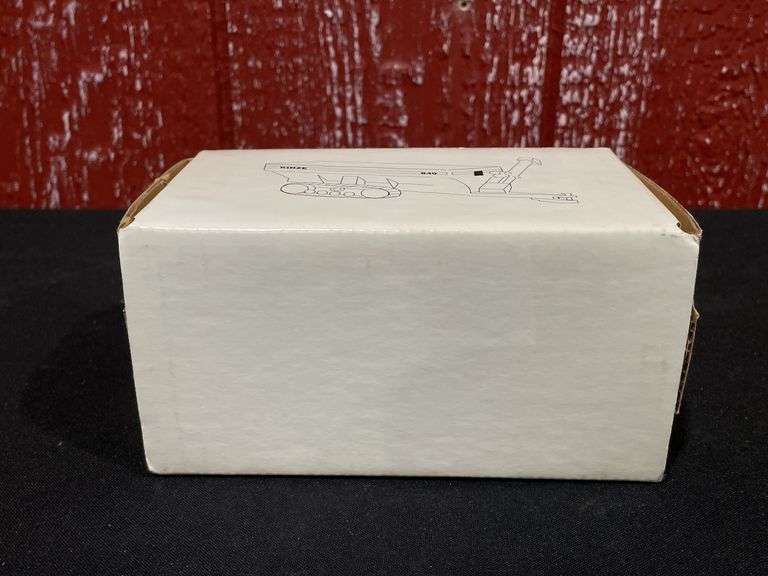 1/64 Kinze 840 Grain Cart NIB Gottman