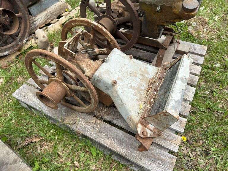 Fairmont Engine image