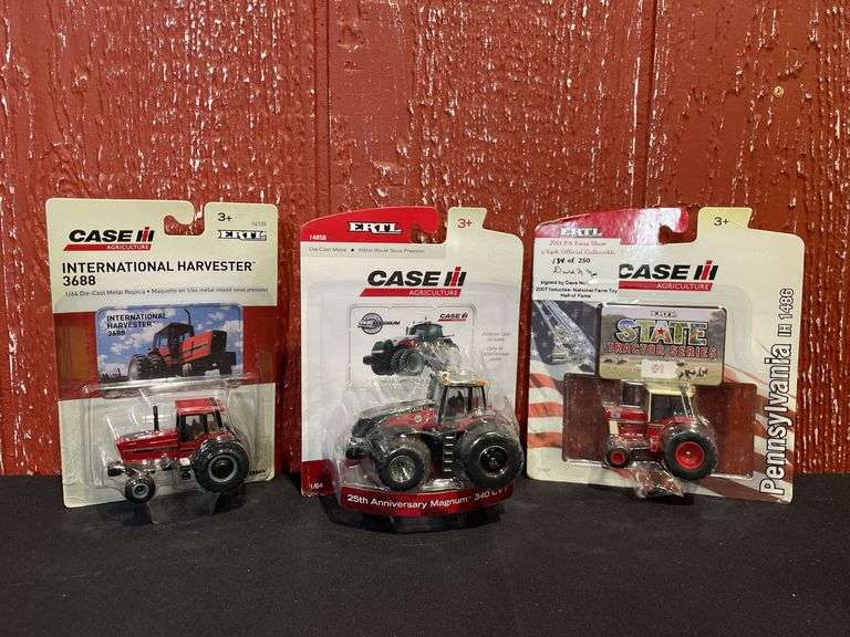 (3) 1/64 Case-IH + IH Tractors NIB Ertl image