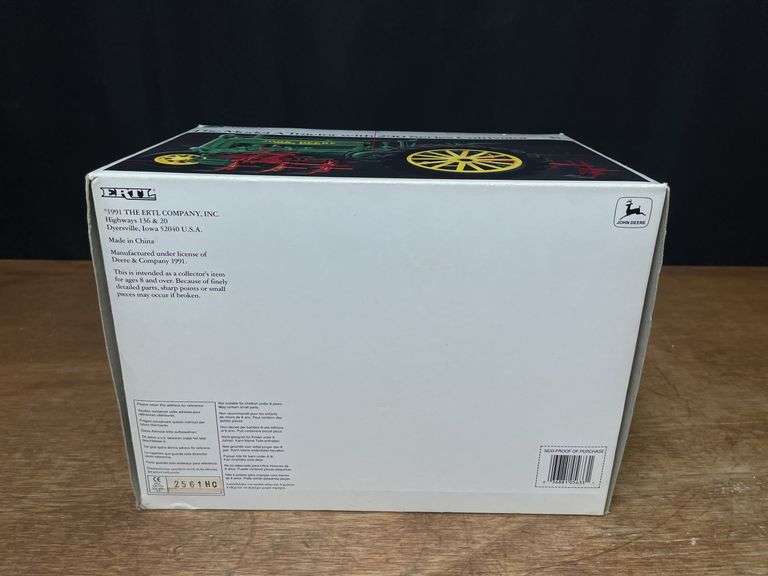 1/16 John Deere A w/Cultivators Precision NIB Ertl