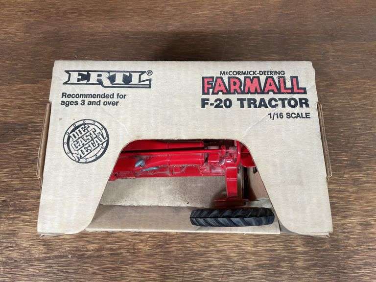 1/16 Farmall F-20 NIB Ertl