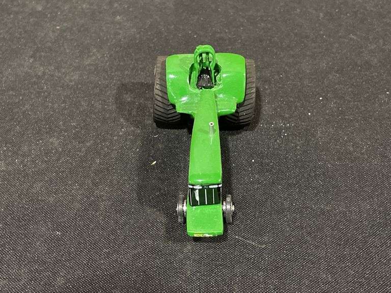 1/64 John Deere 8410 Puller Custom