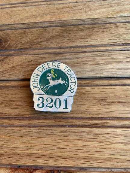 John Deere Tractor Employee Badge image