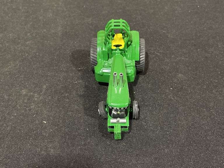 1/64 John Deere 8420 Puller Custom