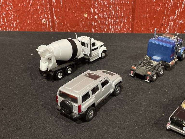 (8) Trucks + Cars