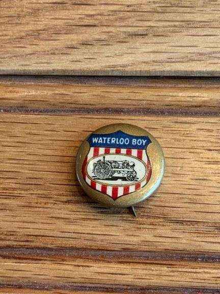 Waterloo Boy Tractor Button image