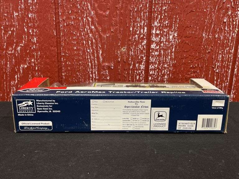 1/64 John Deere Semi NIB SC
