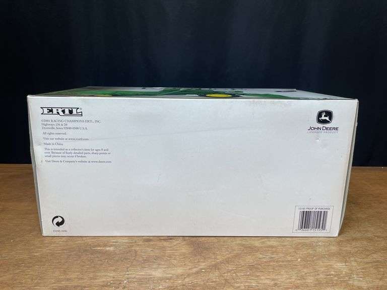 1/16 John Deere 45 Combine Prestige NIB Ertl