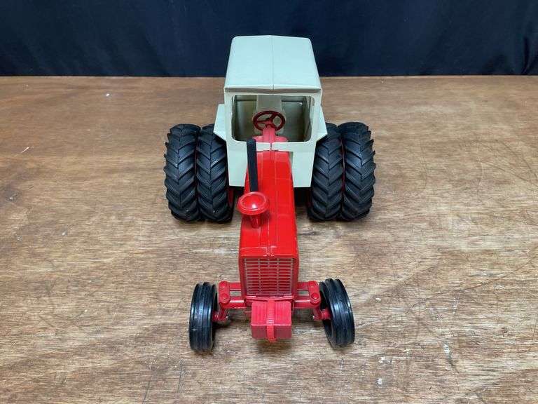 1/16 IH 1256 Ertl