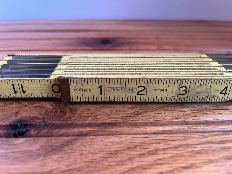 John Deere 6’ Folding Ruler