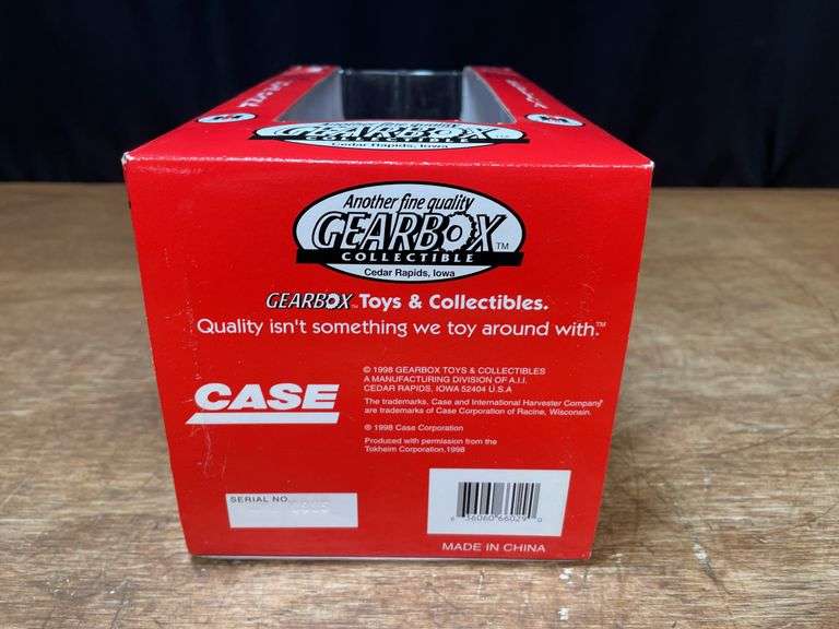 IH Gas Pump Coin Bank NIB Gearbox