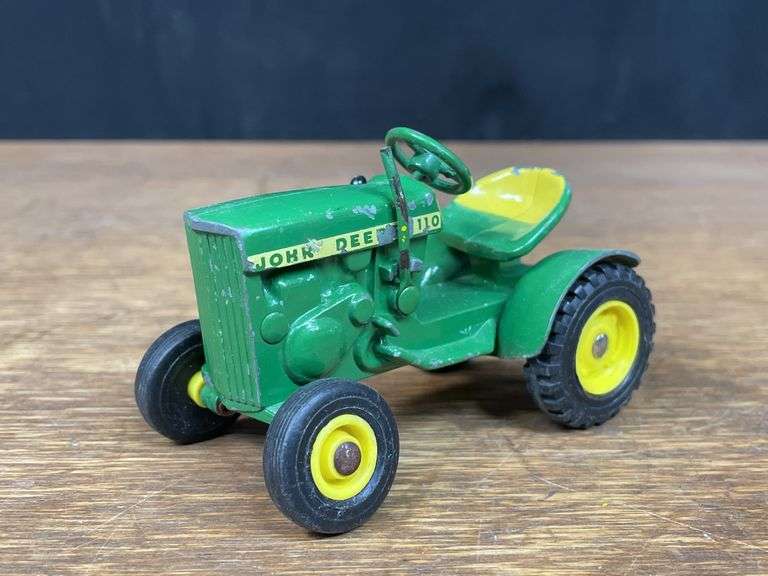 (2) 1/16 John Deere 110 + 140 L&G Ertl