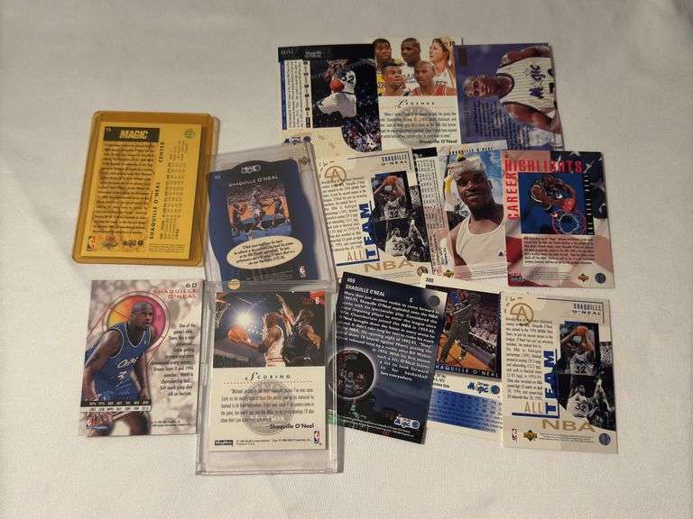 (13) Shaquille O’Neal Basketball Cards