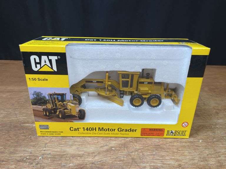 1/50 Caterpillar 140H Motor Grader NIB Norscot