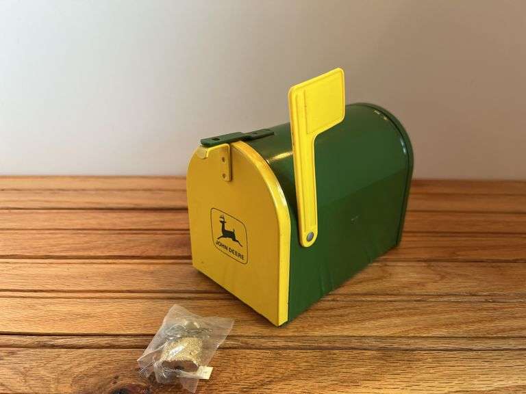 John Deere Mailbox image